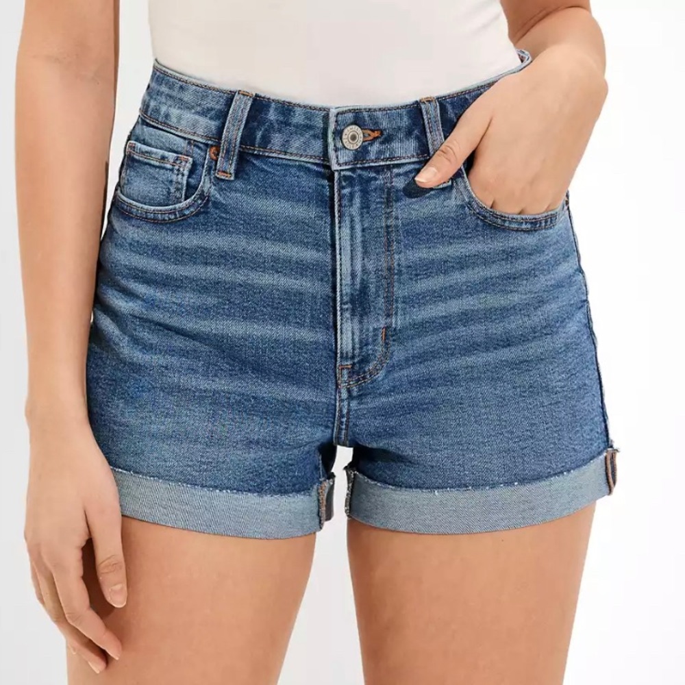 American Eagle “mom short” size 2
